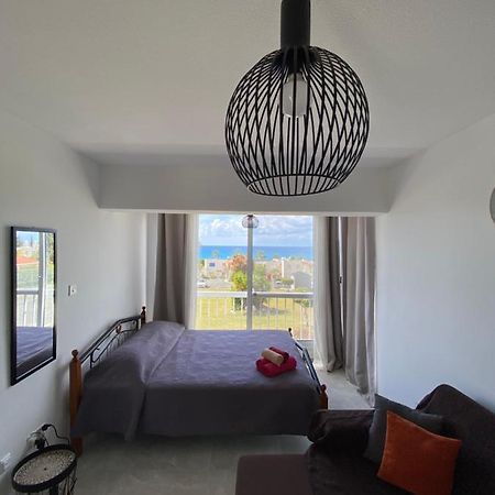 Cozy Coral Bay Studio By The Sea Exterior photo